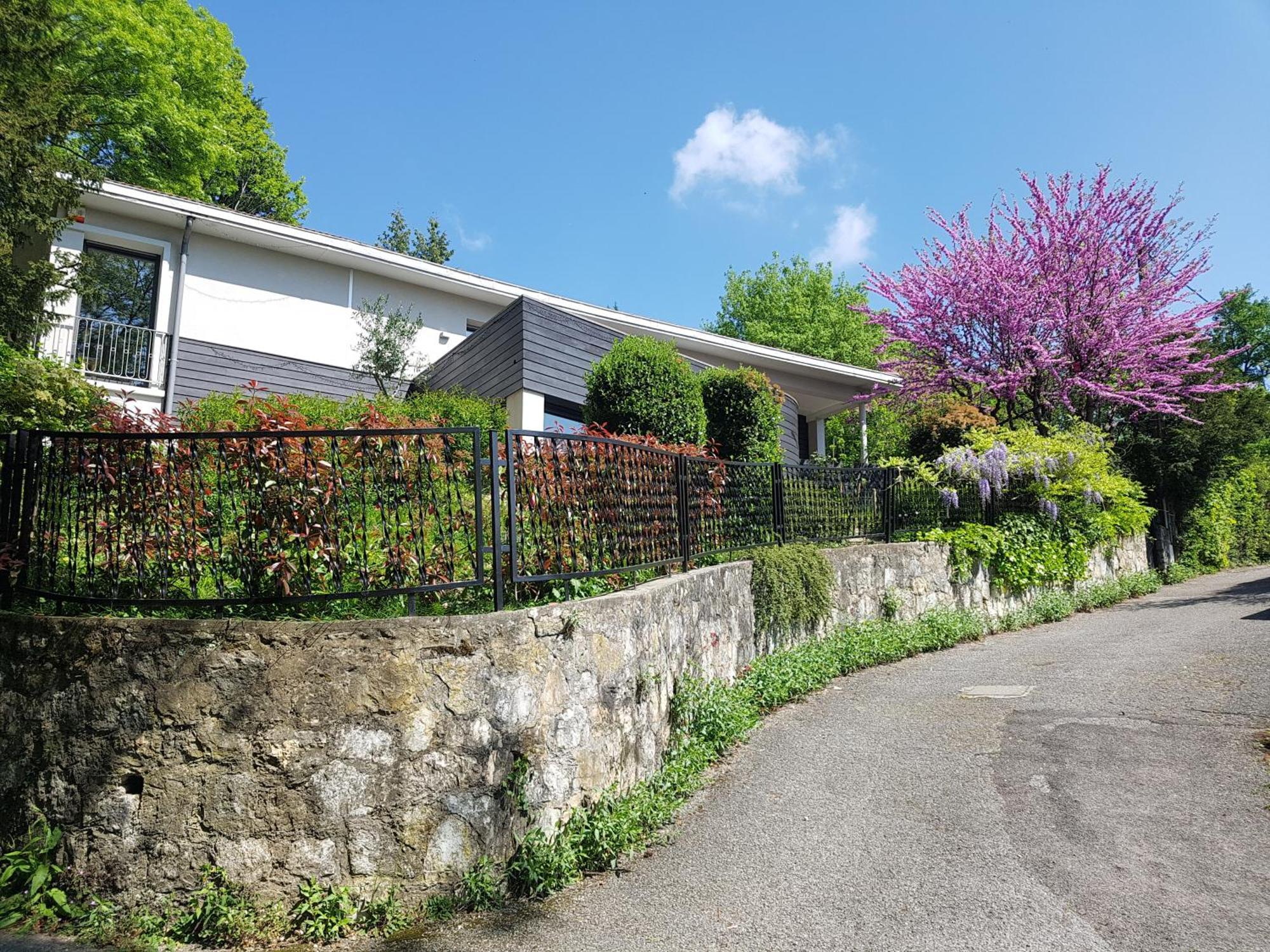 B&B Le Gorget La Tronche  Exterior photo